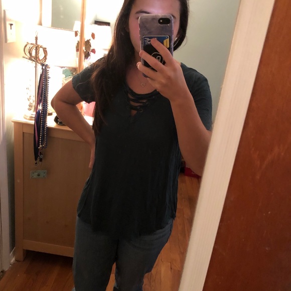 Criss Cross Tee - Picture 2 of 2